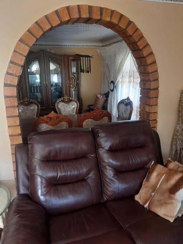 6 Bedroom Property for Sale in Mdantsane Nu 13 Eastern Cape